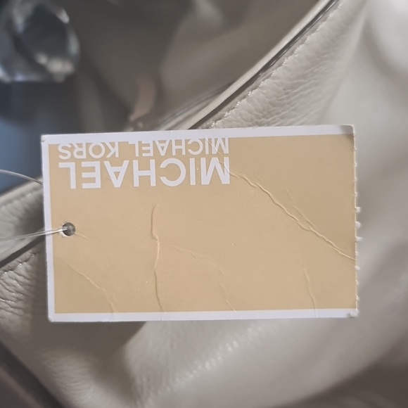 Michael Kors handbag - Picture 3 of 5